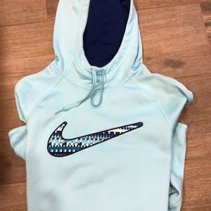 Women’s Nike sweatshirt